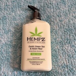 Hempz Green Tea & Asian Pear Herbal Body Moisturizer - Cream